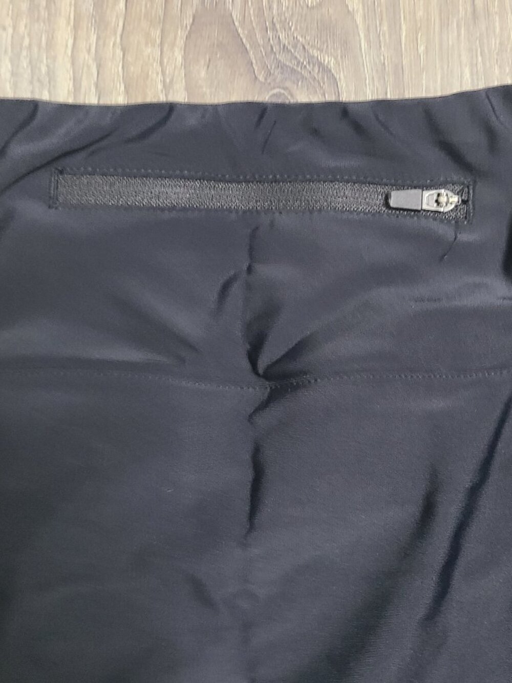 Soothfeel High Waisted Swim Skirt Skort Back Zipper Pocket Black - Size L - Picture 3 of 5